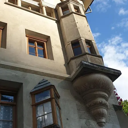 Di 50 Mq Con Bagno E Grande Balcone Privato *